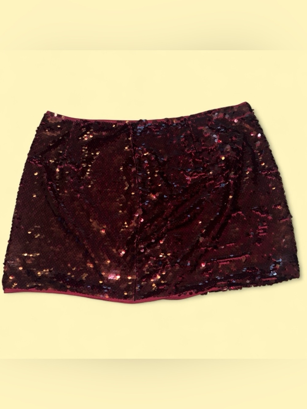 Boohoo Plus Burgundy Sequin Mini Skirt — NWT — Size 22
